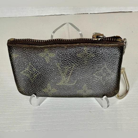 Louis Vuitton Vintage Key Clas - Picture 3 of 6